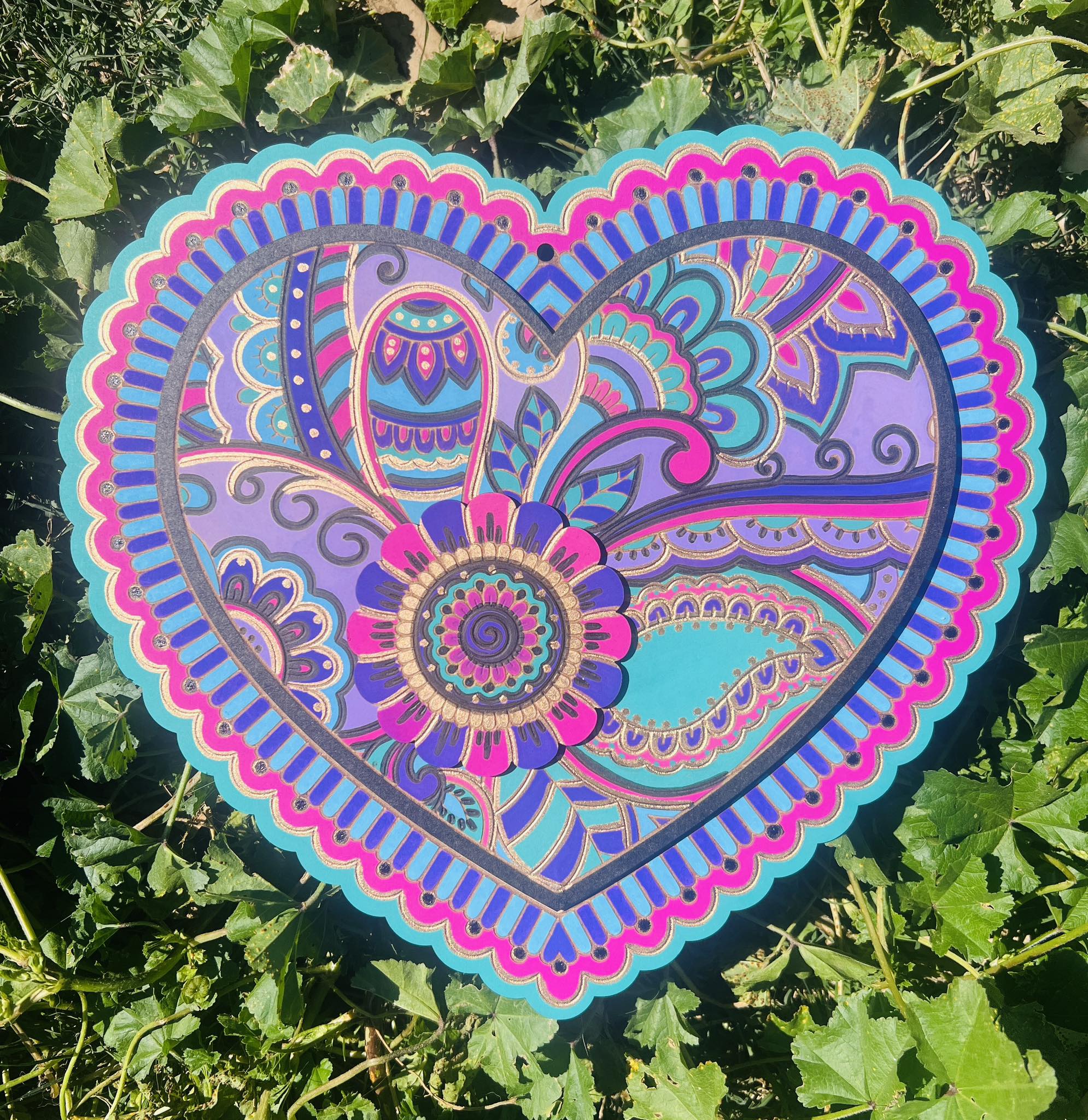 'The Best Valentine’s Day Crafts For Every Age' article featured image.