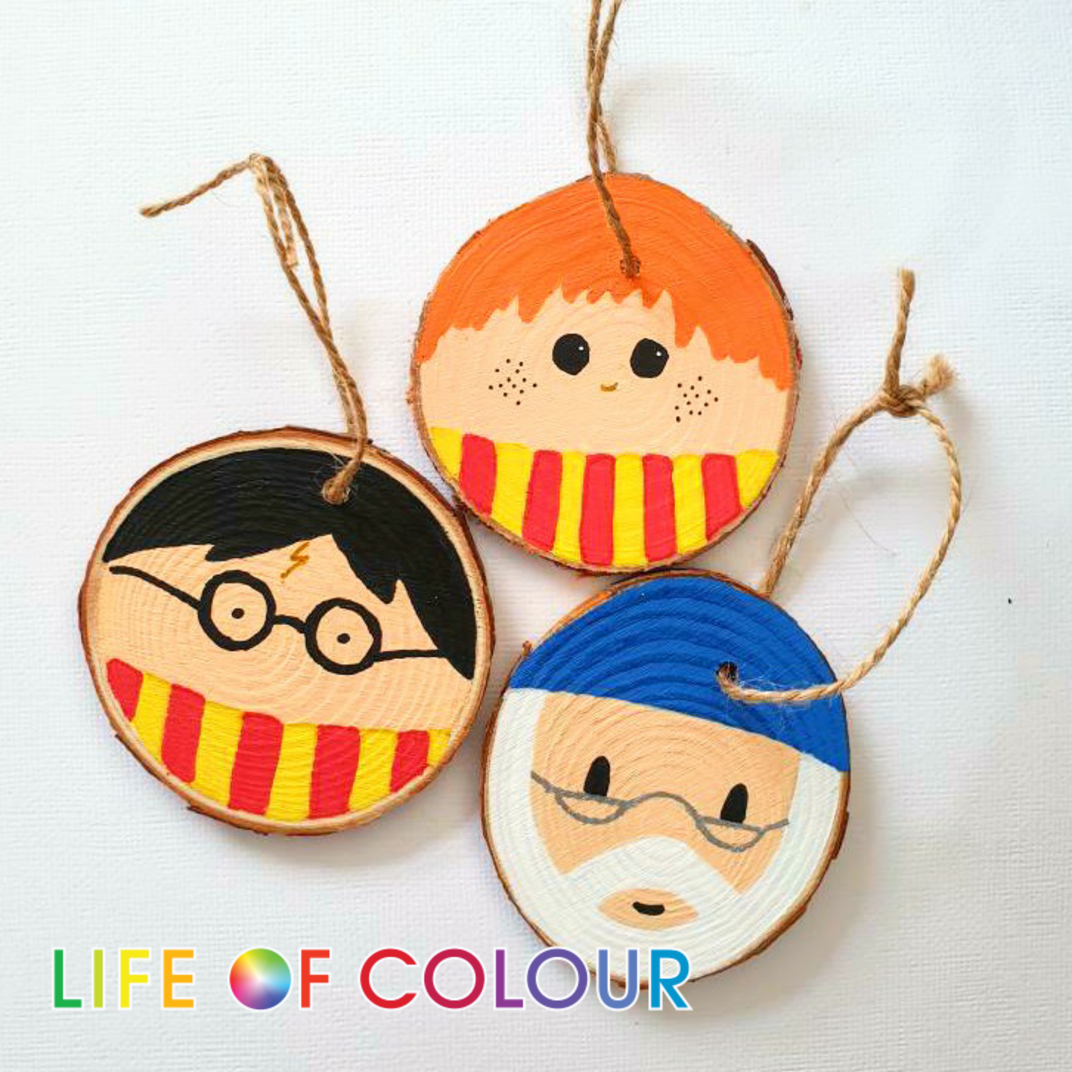 Cute Harry Potter wood slices ornament  Step by step Hogwarts crafts -  Life of Colour