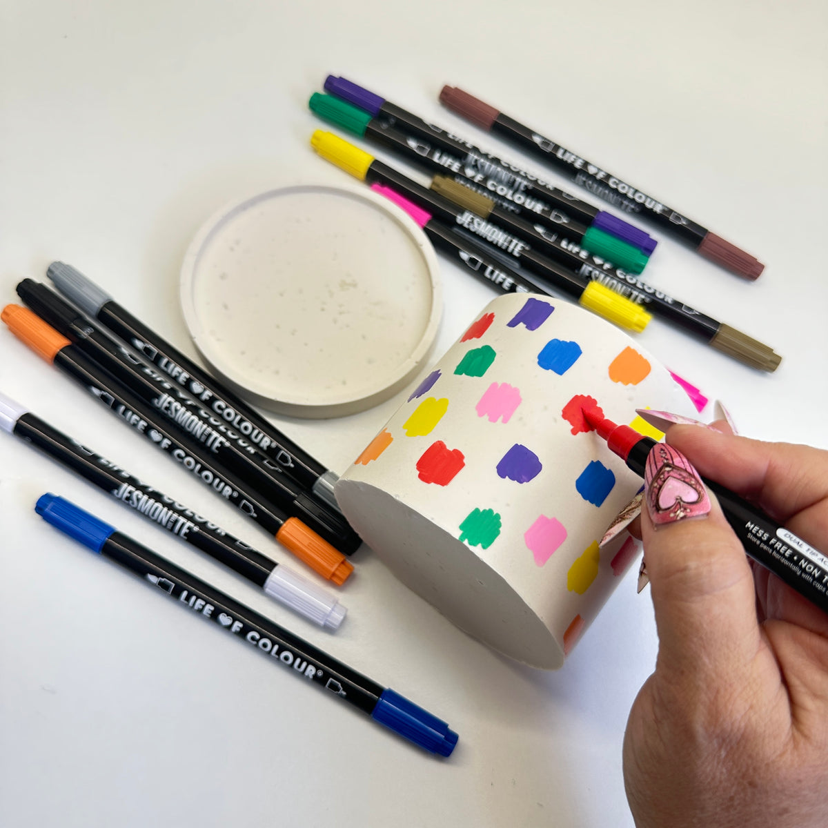 Jesmonite® x Life of Colour Classic Colour Dual Tip Acrylic Paint Pens - Set of 12