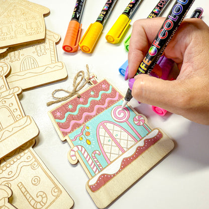 Gingerbread Houses – Christmas Colouring Kit