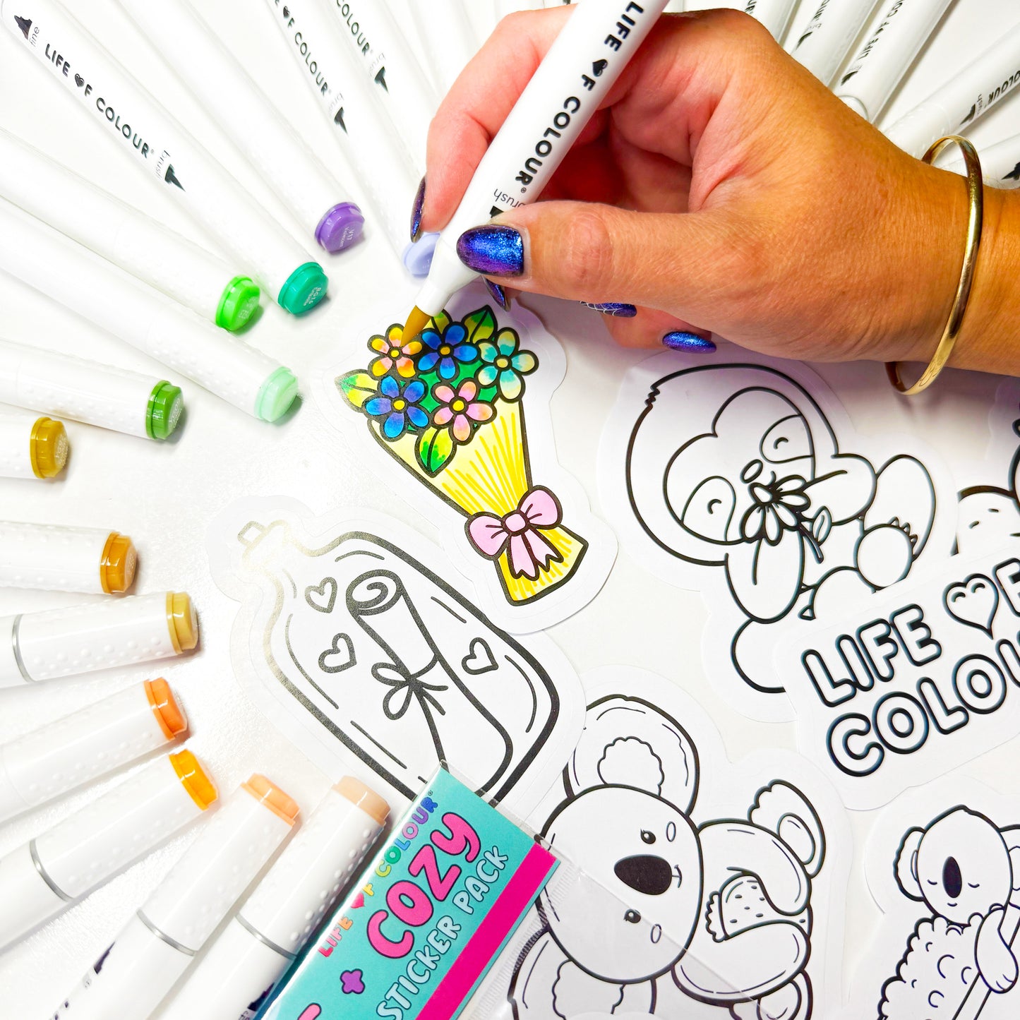 Art Markers - 24 Alcohol Based, Dual Tip Markers  - Pastel Colours