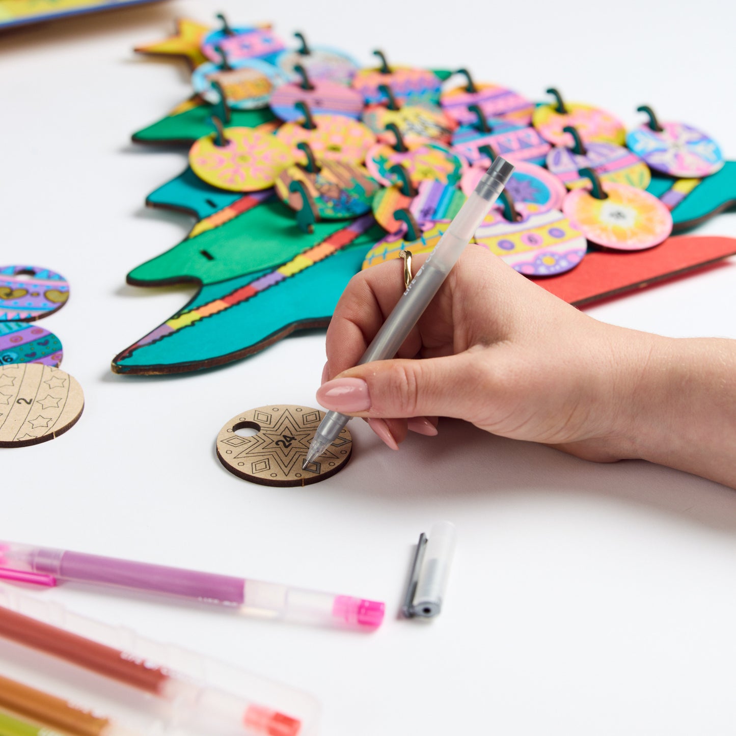 Life of Colour Christmas Baubles Kit