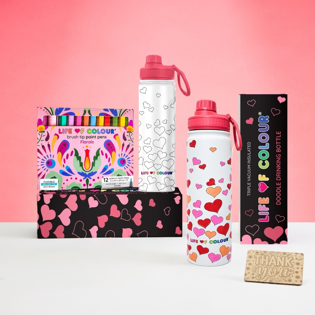 Doodle Drinking Bottle Painting Kit - Falling Hearts