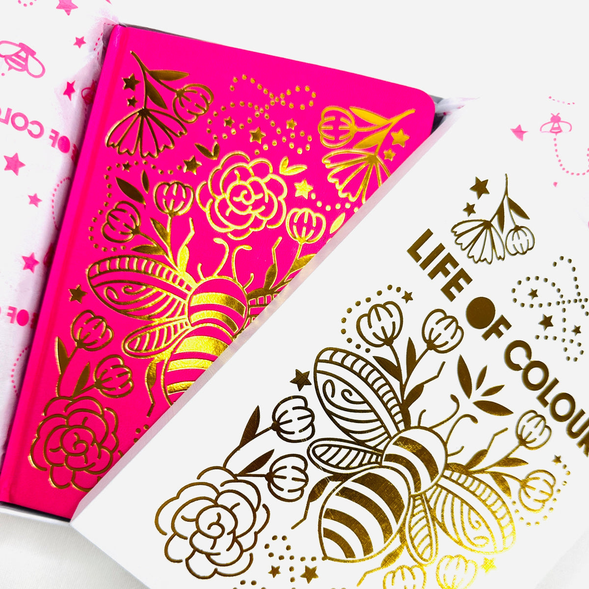 Bee A5 Art Journal (pink) - 80 black and 80 white pages